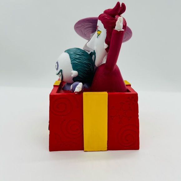 Nightmare Before Christmas Lock Shock & Barrel Christmas Present - Picture 3 of 4